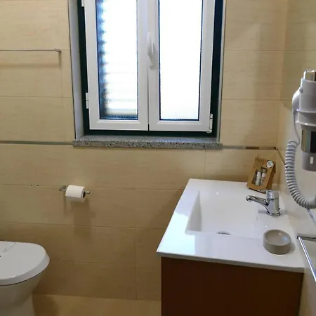 Casa E Piscina Privada Fundao